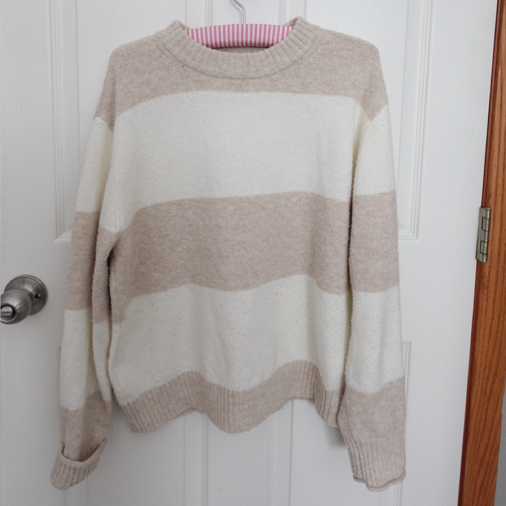 American Eagle Outfitters Beige and Cream Striped Sweater